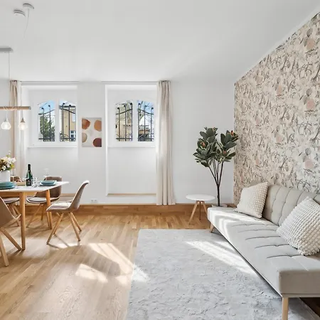 Wiener Palais Am Grossen Garten, Arbeitsplatz, Familie, 7 Pers, Smart-tv