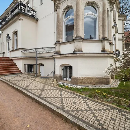 Apartman Wiener Palais Am Grossen Garten, Arbeitsplatz, Familie, 7 Pers, Smart-tv *