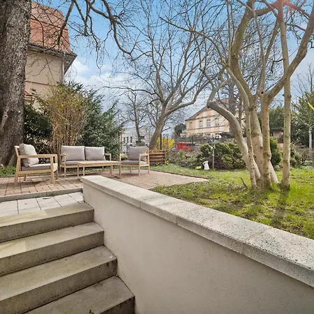 Wiener Palais Am Grossen Garten, Arbeitsplatz, Familie, 7 Pers, Smart-tv * Dresda