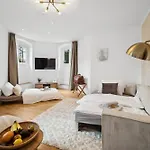 Wiener Palais Am Grossen Garten, Arbeitsplatz, Familie, 8 Pers, Smart-tv * 드레스덴