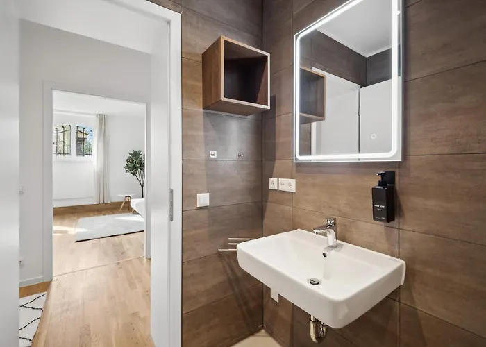 Wiener Palais Am Grossen Garten, Arbeitsplatz, Familie, 8 Pers, Smart-tv *